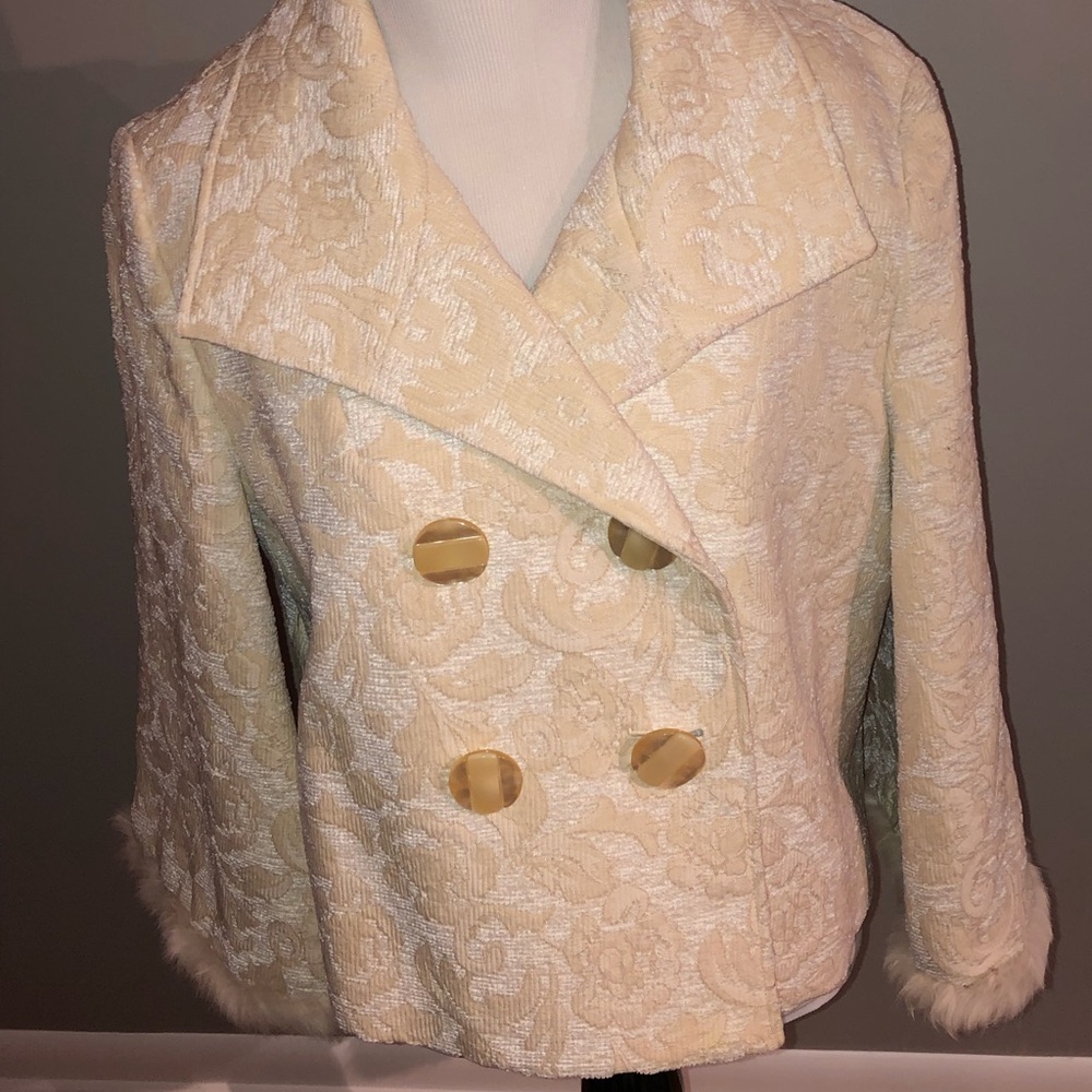 House of dereon size large - Picture 1 of 7